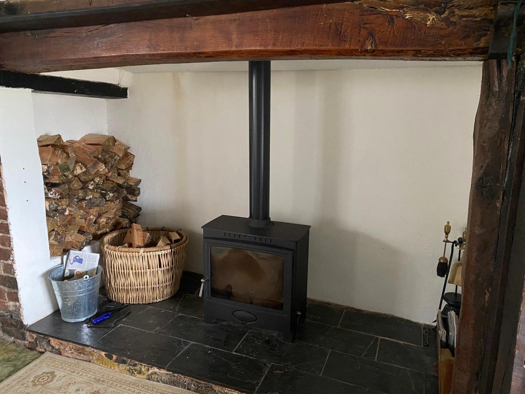 Bryntirion Farmhouse Rooms Llanfair Caereinion ภายนอก รูปภาพ